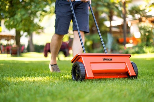 Carro Abonador y Semillero 12 Litros