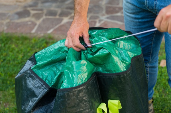 Saco Jardin 210 litros