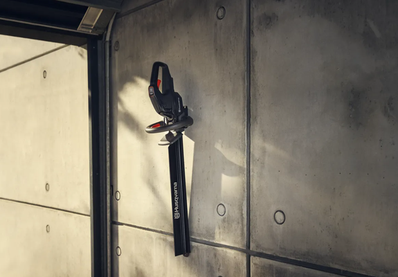 Kit Cortasetos Aspire Husqvarna H50 + Bateria 2,5 Ah y Cargador 18 V