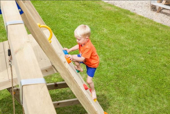Parque Infantil Dolomitas Challenger