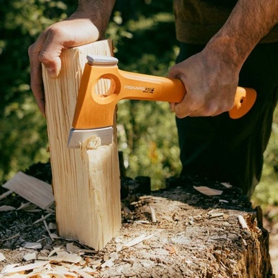 Hacha Ultraligera para Excursionismo X-Series X13 Fiskars 