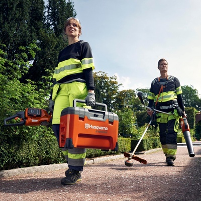Pack multicargador Husqvarna 40-C1000X4 + 4 bater�as B330X 36 V 9 Ah