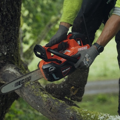 Motosierra DCS 3000 T a bater�a ECHO 56 V eFORCE, sin bater�a ni cargador